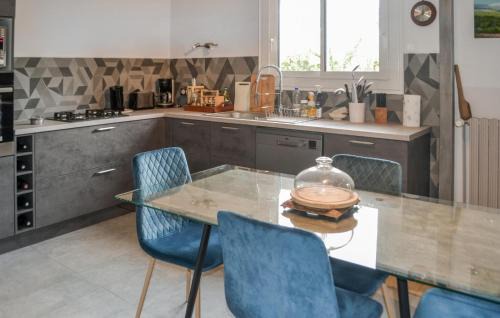 Saint-Saud-Lacoussiere House | 3 Bedroom Stunning Home In Saint Saud Lacoussière