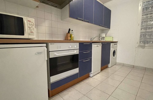 Saint-Martin-de-Re Apartment | 3-room apartment, sleeps 4 in Saint-Martin-de-Ré with private parking