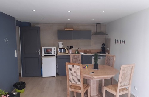 Saint-Andre-de-la-Roche House | 3-room apartment in detached villa near NICE