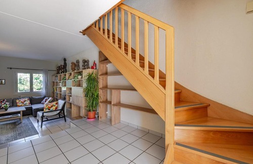Thoiry Villa | 3 rooms available in the Jura Villa Thoiry SHARED House near CERN Geneva Airport Palexpo UN Skiing
