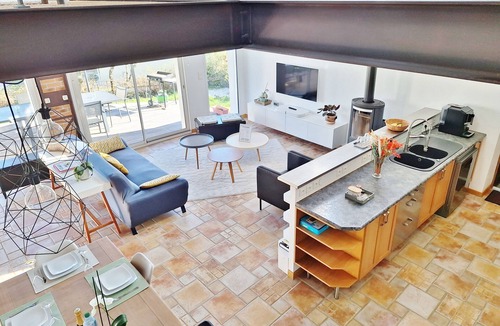 La Chabossiere House | 3-star house in Couëron- 15km Nantes- 8 people- Garden & Parking