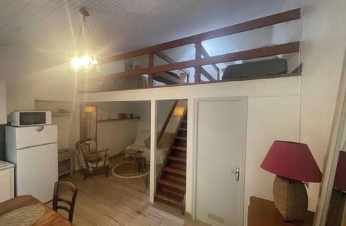 Beraut Apartment | 30-square-meter studio, 2 beds, shower room, private terrace