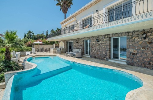 Le Trayas Villa | 300 m² Villa ∙ 4 bedrooms ∙ 8 guests