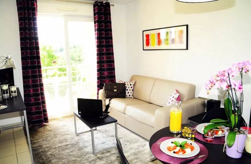 Biot Apartment | 35 m² Apartment ∙ 1 bedroom ∙ 4 guests
