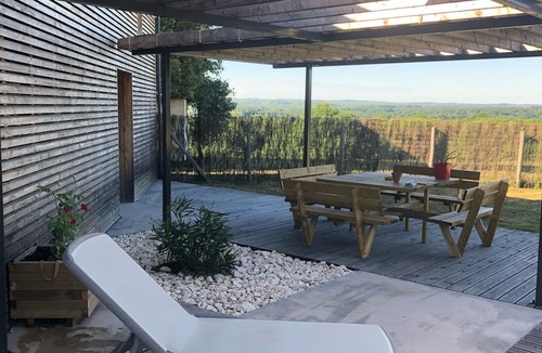 Couze-et-Saint-Front House | 4 bedroom private vacation home in couze-et-saint-front
