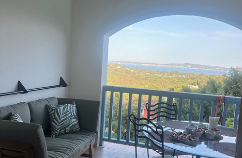 Les Restanques Apartment | 4-person apartment with breathtaking view of the Gulf of Saint-Tropez