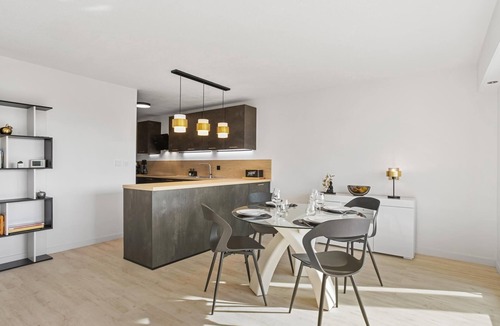 Boulouris-sur-Mer Apartment | 4* - sea view - 2 bedrooms - parking - swimming pool