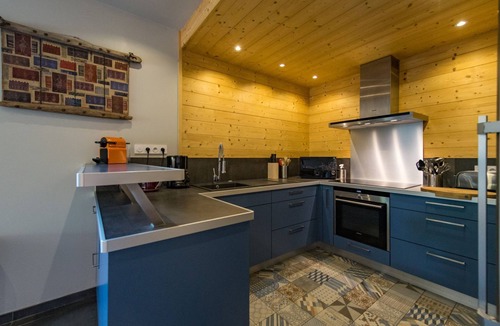 Valmeinier Ski Chalet | 4-star chalet: space, comfort, charm, views, sauna, and fireplace