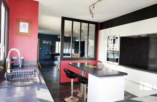 Aytre Villa | 4* villa with indoor swimming spa, billiards