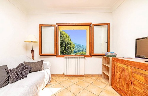 Le Bar-sur-Loup Apartment | 40 m² Apartment ∙ 3 bedrooms ∙ 6 guests
