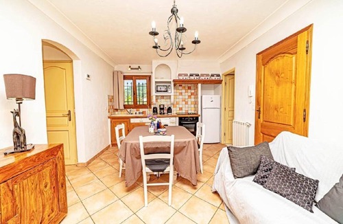 Le Bar-sur-Loup Apartment | 40 m² Apartment ∙ 3 bedrooms ∙ 6 guests