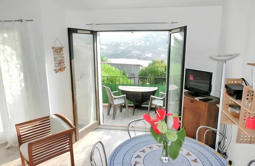 Theoule-sur-Mer Apartment | 40 m² Studio flat ∙ 1 bedroom ∙ 4 guests