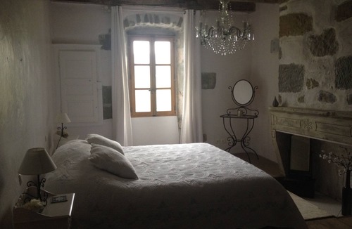 Thusy Other | 400 euros/night 12th-century fortified house