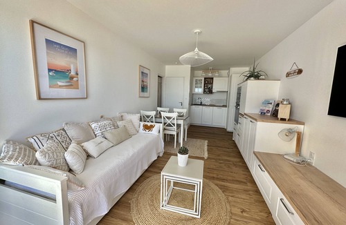 Saint-Gilles-Croix-de-Vie Apartment | 40m2 top floor luxury apartment with SEA VIEW