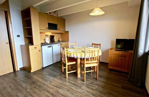 Chamrousse Apartment | 4th floor, balcony, tv, 24m², Chamrousse