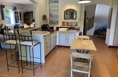 Callian House | 5 BR Luxury home-AC & Pool- Walk to village. Var/Provence/Cote d'Azur