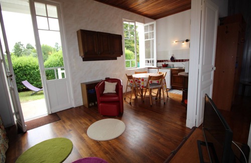 Breuillet House | 5 minutes from beaches country house with children's play area