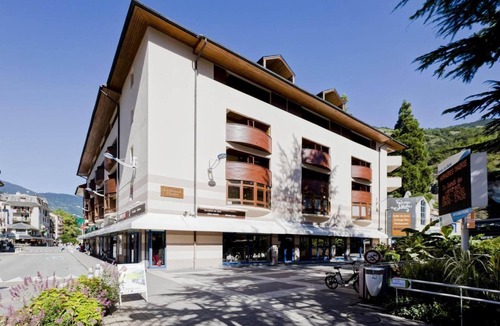 Brides-les-Bains Apartment | 50m from resort center, 1st floor, view village, balcony, 26m², Brides Les Bains