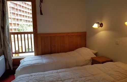 Arc-2000 Apartment | 50m from resort center, 2nd floor, view mountain, fitness, swimming pool, sauna, balcony