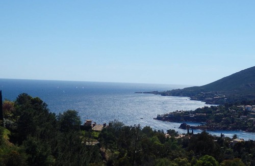 Theoule-sur-Mer Apartment | 55 m² Apartment ∙ 2 bedrooms ∙ 4 guests