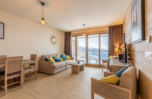 Arc-1600 Apartment | 5th floor, fitness, swimming pool, sauna, hammam, terrace, ski locker, 70m², Les Arcs