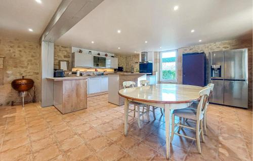Montcaret House | 6 Bedroom Luxurious Home In Montcaret