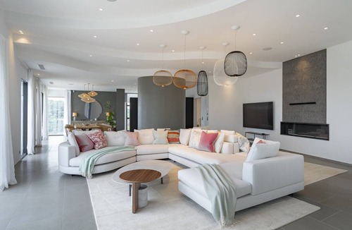 Les Maillans Villa | 640 m² Villa ∙ 6 bedrooms ∙ 12 guests