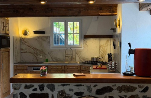 Gazost House | 8-11 person rental in the heart of the Pyrenees