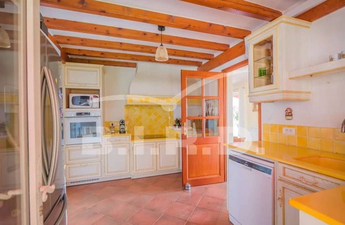 Plage de la Garonnette House | 8-person villa with panoramic view close to the beach