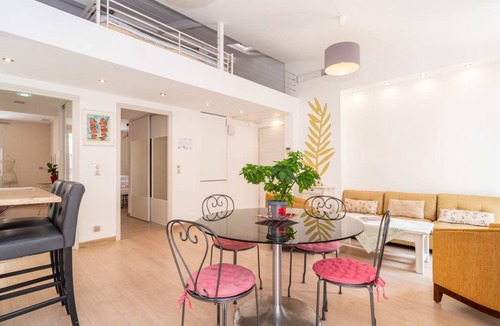 Prado - Republique Apartment | 80 m² Apartment ∙ 3 bedrooms ∙ 7 guests