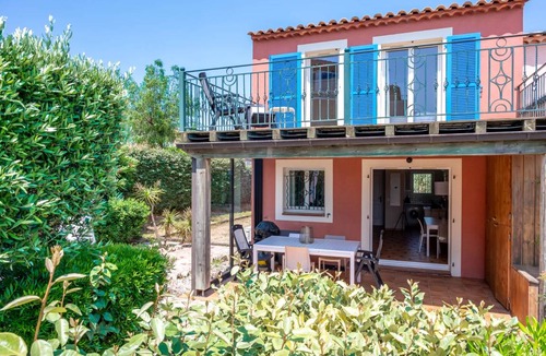 La Rouviere House | 80 m² House ∙ 3 bedrooms ∙ 7 guests