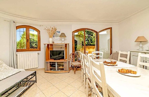 Le Bar-sur-Loup Apartment | 84 m² Apartment ∙ 2 bedrooms ∙ 8 guests