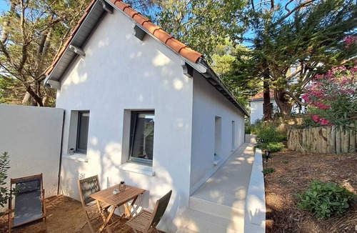 Piriac-sur-Mer House | A comfortable, detached cottage in Quimiac, just a 2-minute walk from the beach