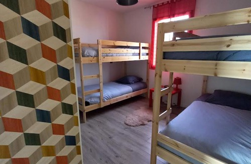 Sainte-Pazanne Bed & Breakfast | A L'OMBRE DES 2 TILLEULS maison d'hôtes adults only