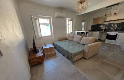 La Farlede House | A pleasant apartment in the city center