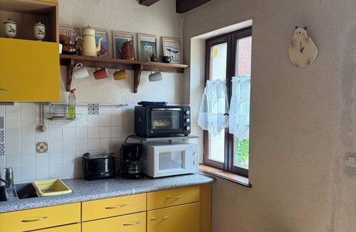 Langon House | A quiet, comfortable Sologne-style vacation rental with a lake and a pool—ideal for families
