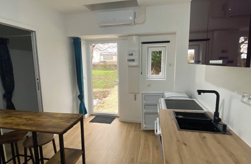 Saint-Andre-de-Lidon House | Air-conditioned house 2 pers. with garden, quiet, enclosed parking, near ocean