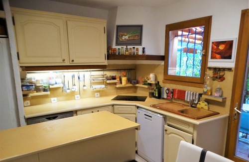 Villeneuve-Loubet Villa | AIR-CONDITIONED, SINGLE-STOREY VILLA, SEA AND CORSICAN VIEWS LARGE GARDEN, DOGS ALLOWED