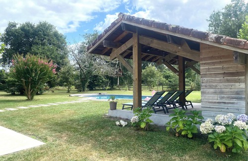 Soustons Villa | Air-conditioned villa with heated pool and Jacuzzi