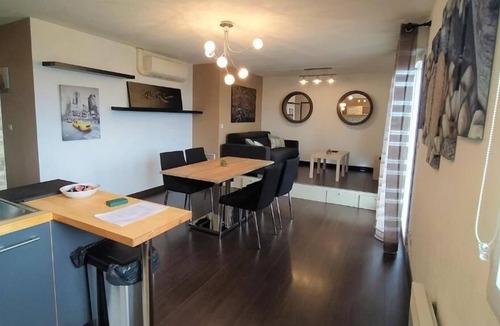Blagnac Apartment | Air conditioning T2 Parking Balcony Blagnac Airport IUT Tram
