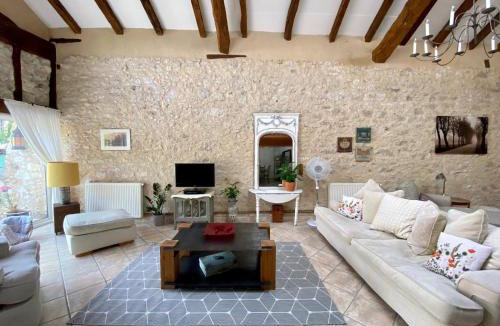 Saint-Eutrope-de-Born House | Anahata Gite