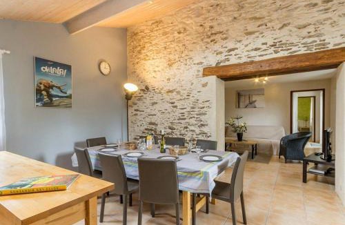 Port-Saint-Pere House | Ancien Bâtiment de Ferme Rénové entre Nantes et Pornic avec Jardin et Activités - FR-1-306-1028