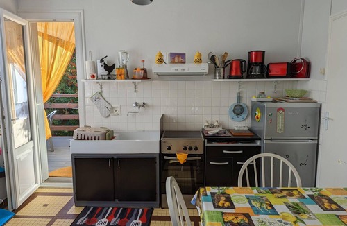 Barbezieux-Saint-Hilaire Apartment | Apartment with private terrace - 6 guests