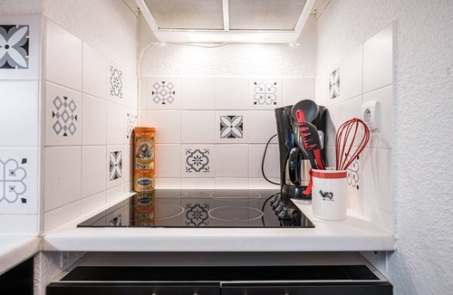 Saint-Francois-Longchamp Apartment | Apartment 'Vacation Rental' with Mountain View and Balcony