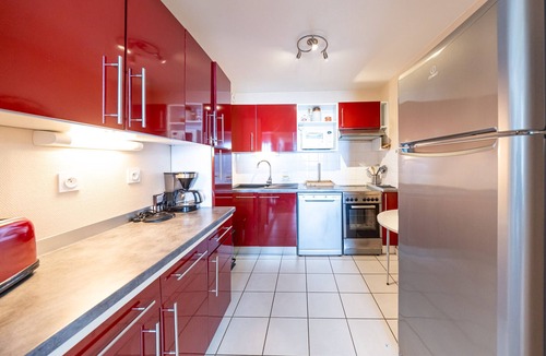 Montgellafrey Apartment | Apartment at the foot of the slopes, 6 pers, center-station