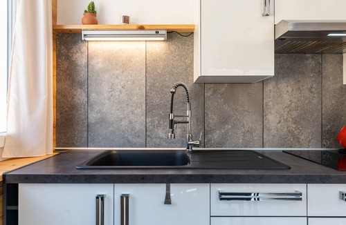 Saint-Etienne-de-Cuines Apartment | Apartment 'Le Glandon' with Mountain View, Balcony and Wi-Fi
