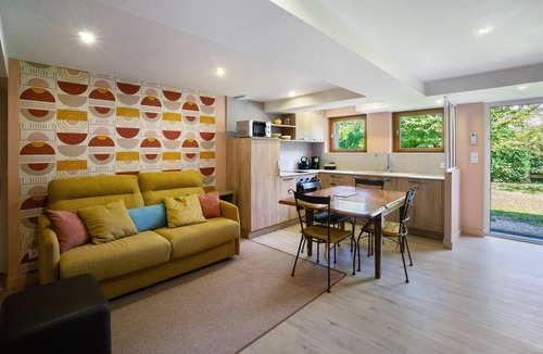 Saint-Jean-de-Maurienne Apartment | Apartment 'Chez Anna' with Mountain View, Wi-Fi and Air Conditioning