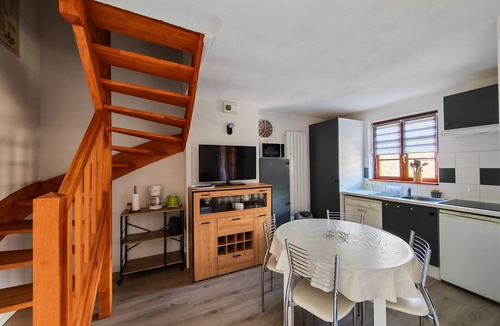 Cauterets Apartment | Apartment 3 to 6 pers. Located 10 minutes' walk from the cable cars and thermal baths.