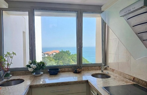Biarritz Apartment | Apartment 3P with pool & sea view
