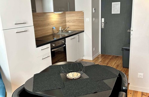 Chatel-Guyon Apartment | Apartment 4 persons air-conditioned 1 bedroom + sofa bed Puy de Pourcharet A04